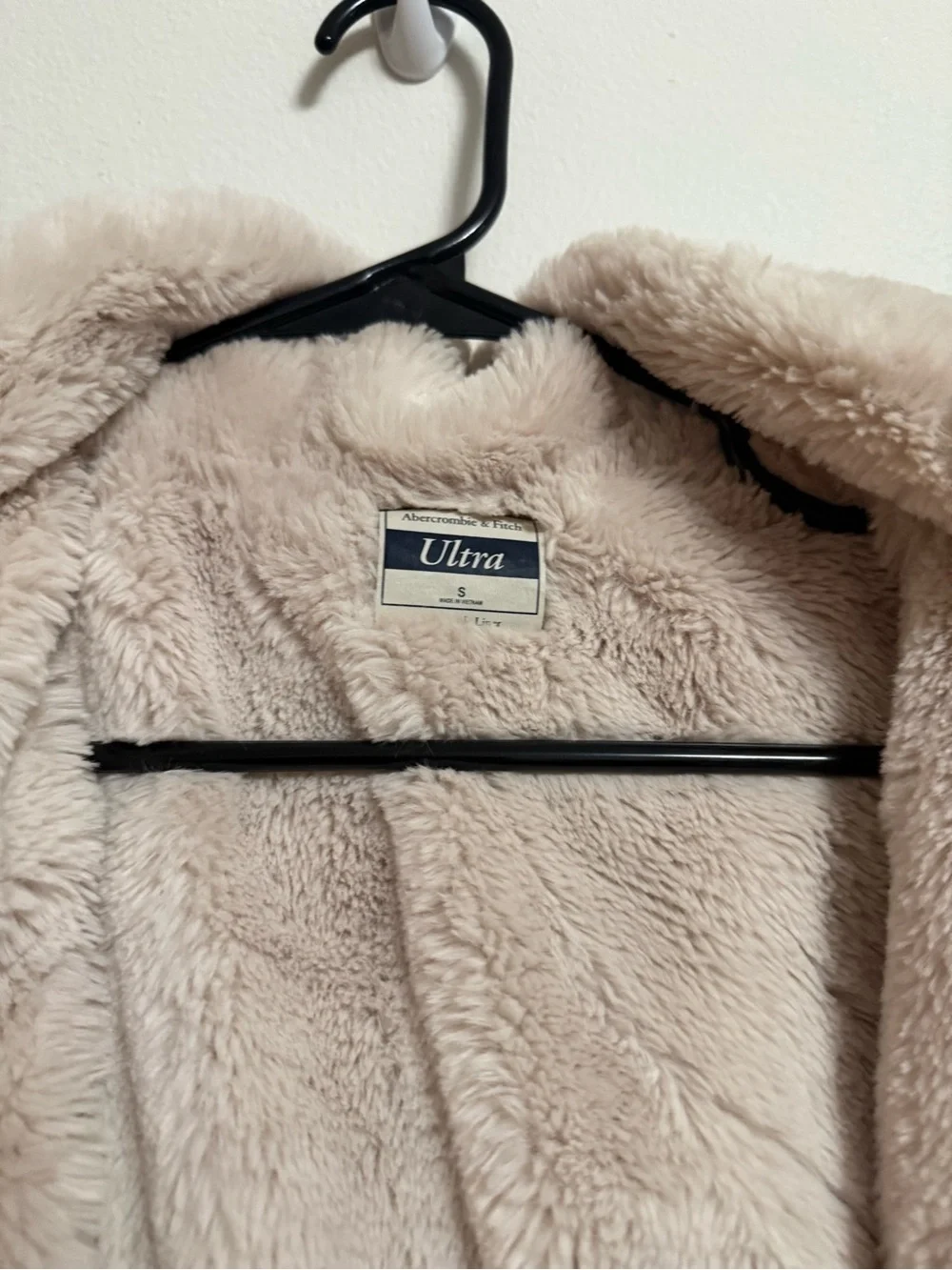 Abercrombie & Fitch Olive Green‎ Parka with Cream Faux-Fur Lining